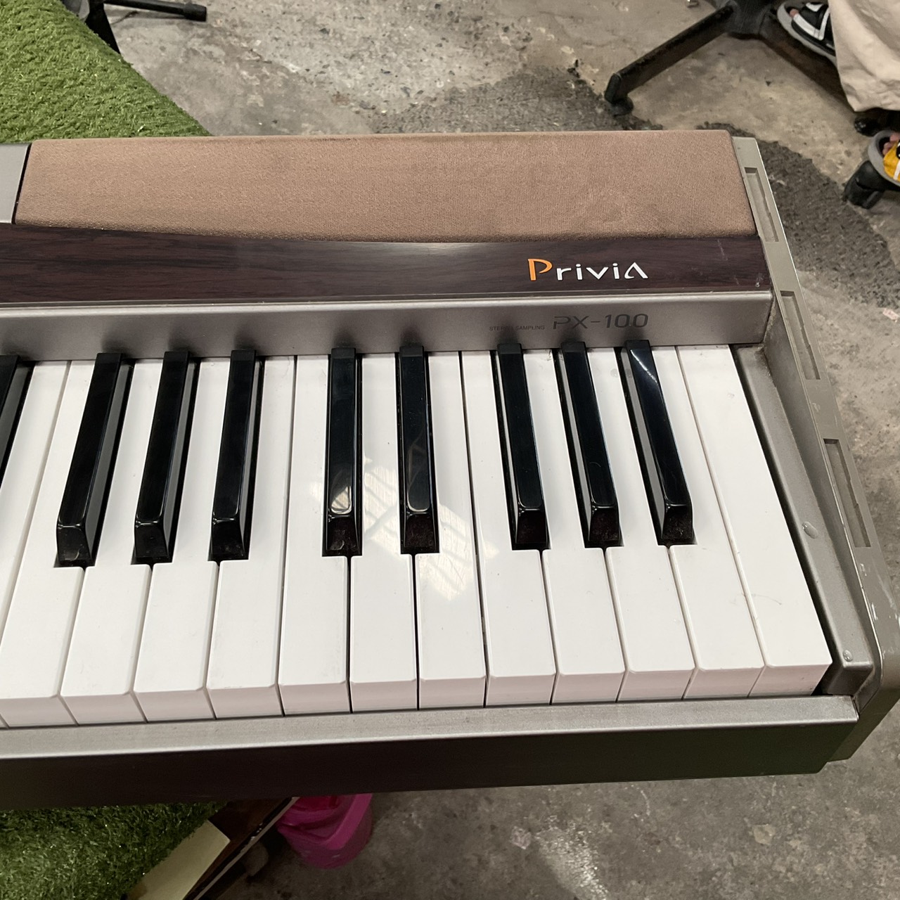 เปียโน CASIO : PX-100 สินค้าไม่พร้อมใช้งาน (ต้องซ่อม)