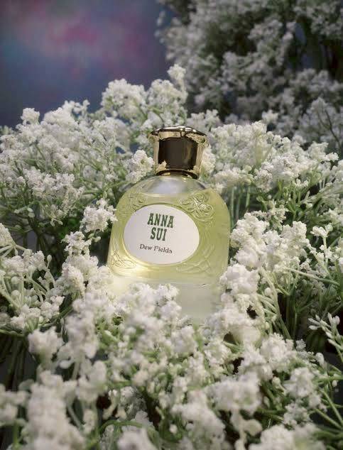 ANNA SUI Wild EDP ขนาด 50 ml. ( มีกลิ่นให้เลือกคะ )