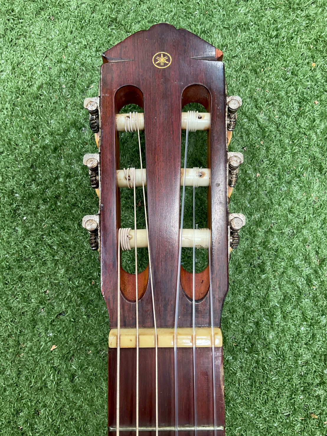 กีต้าร์คลาสสิค YAMAHA : G-70D