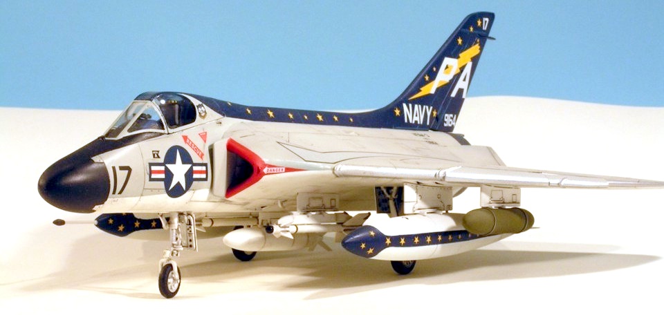 โมเดลเครื่องบิน Tamiya ขนาด 1/48 TA61055 Douglas F4D-1 Skyray