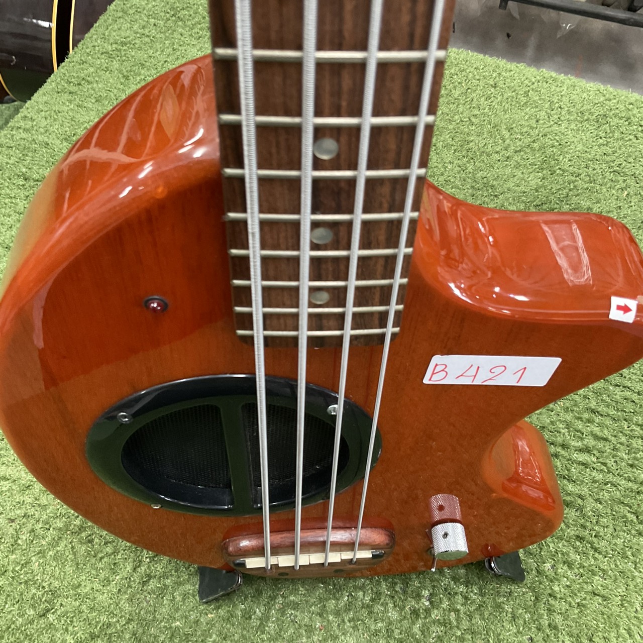 กีต้าร์เบส FERNANDES