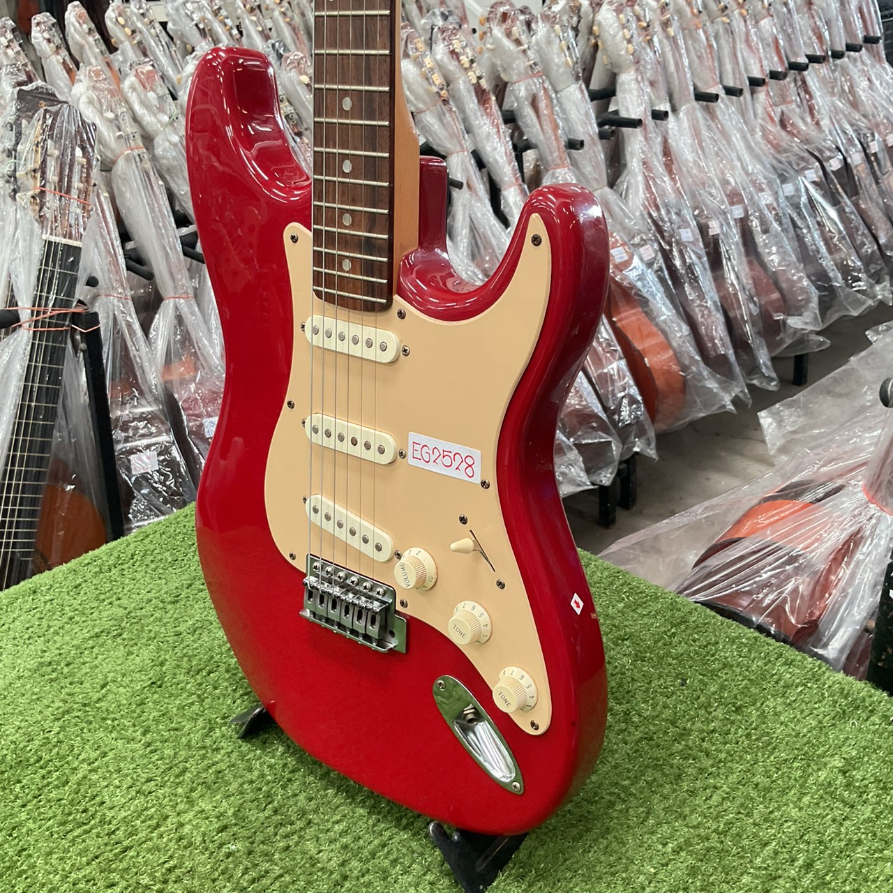 กีต้าร์ไฟฟ้า Legend