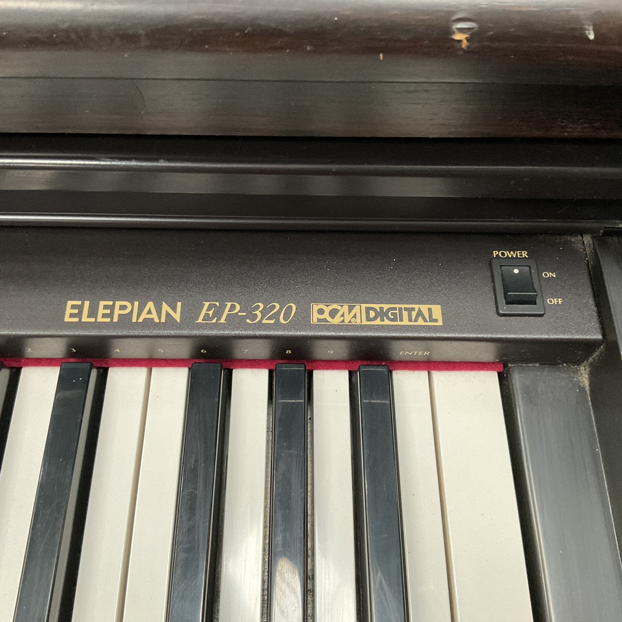 เปียโน COLUMBIA : EP-320 สินค้าไม่พร้อมใช้งาน (ต้องซ่อม)