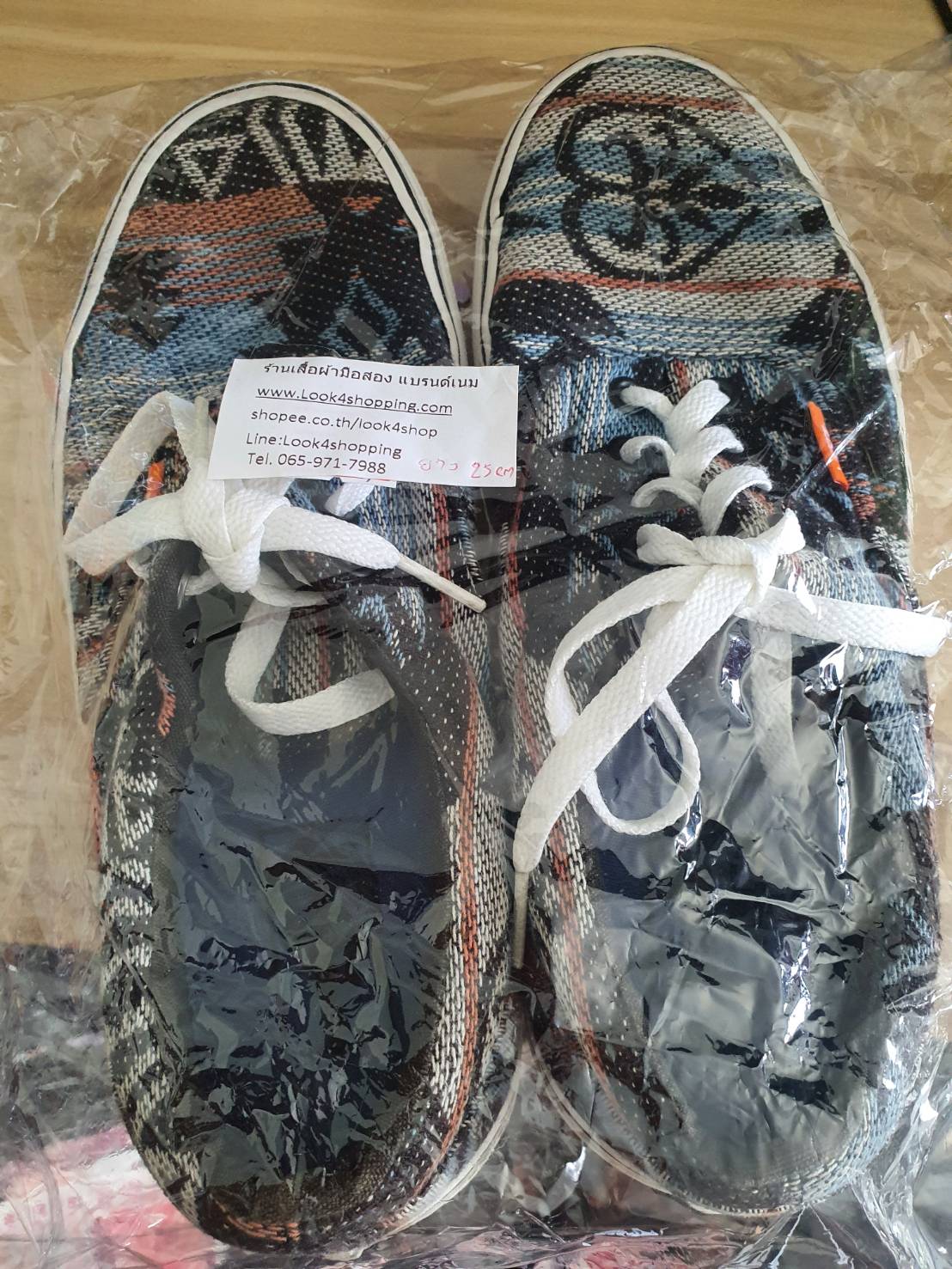 Shoe00001 รองเท้าผ้าใบ แบรนด์ Vans สีสันสดใส ยาว 25 cm.