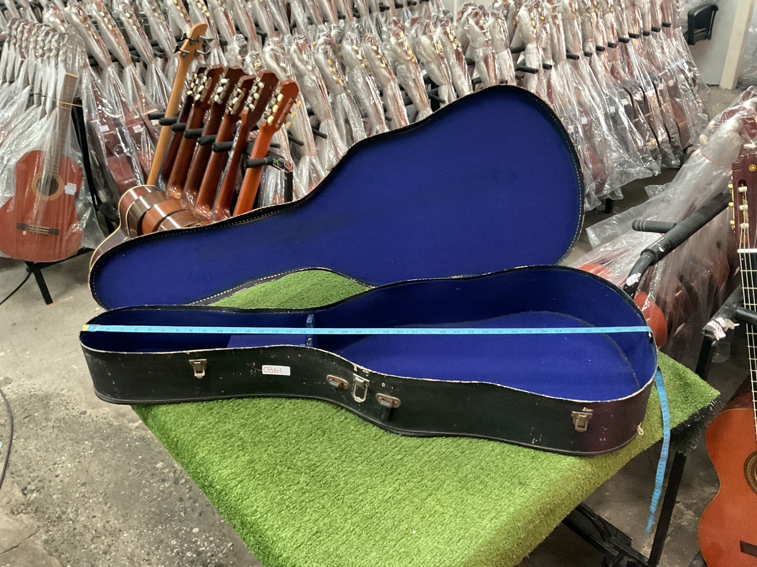 กล่องเคสกีต้าร์คลาสสิค