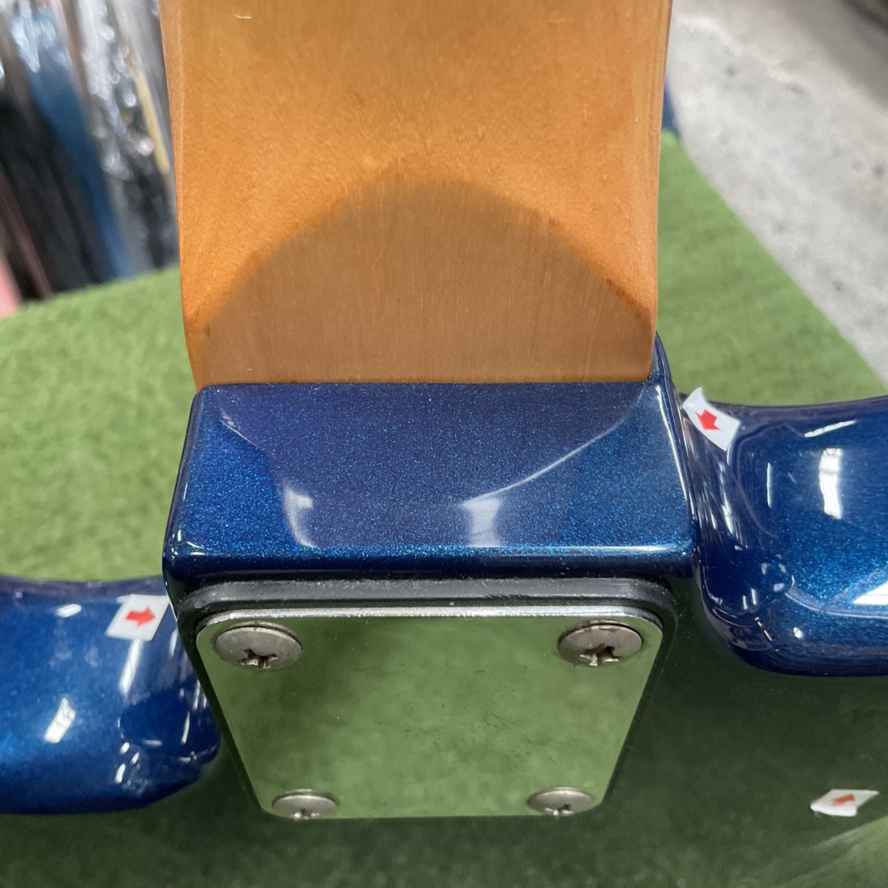 กีต้าร์ไฟฟ้า Legend