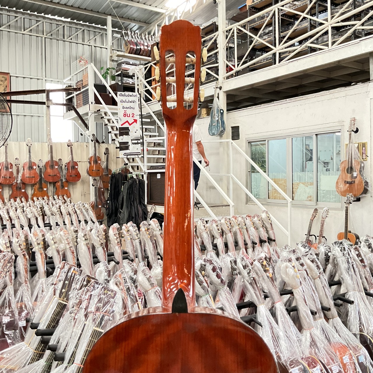 กีต้าร์คลาสสิค Abe Gut : No.315