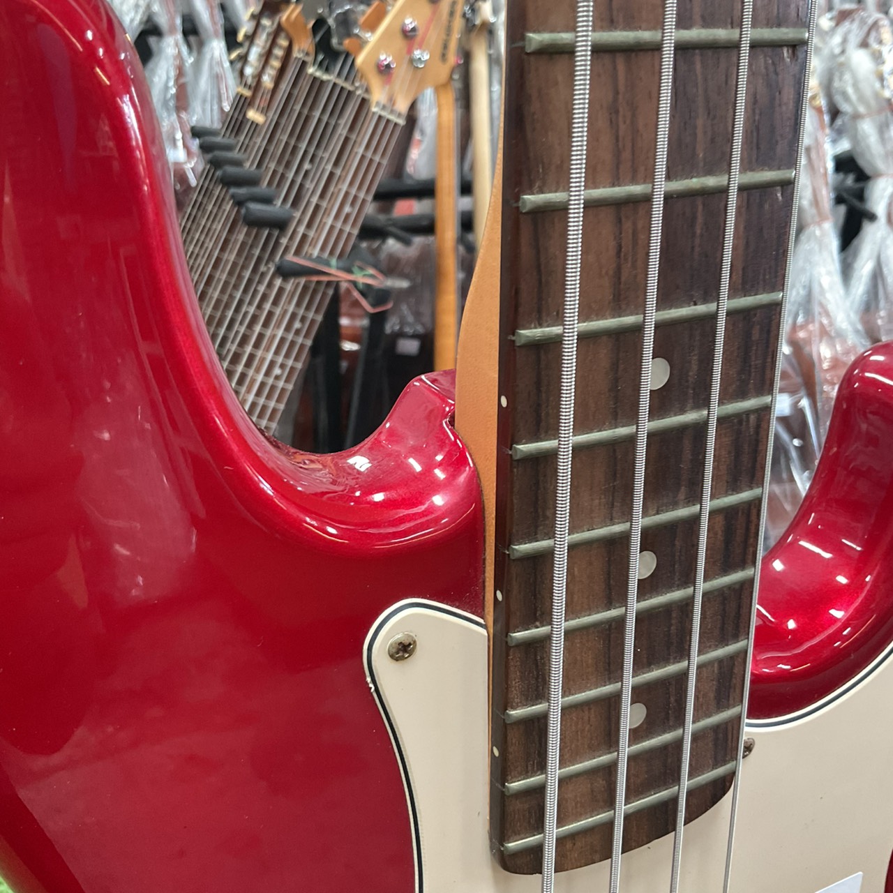 กีต้าร์เบส SELDER