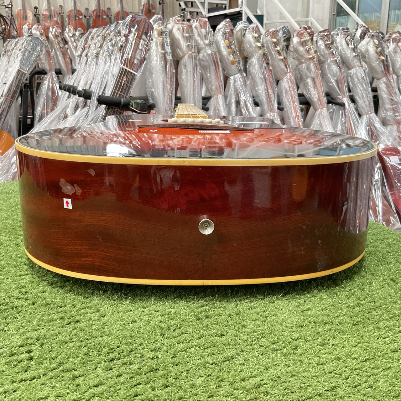 กีต้าร์โปร่ง Legend : WG-20 BS