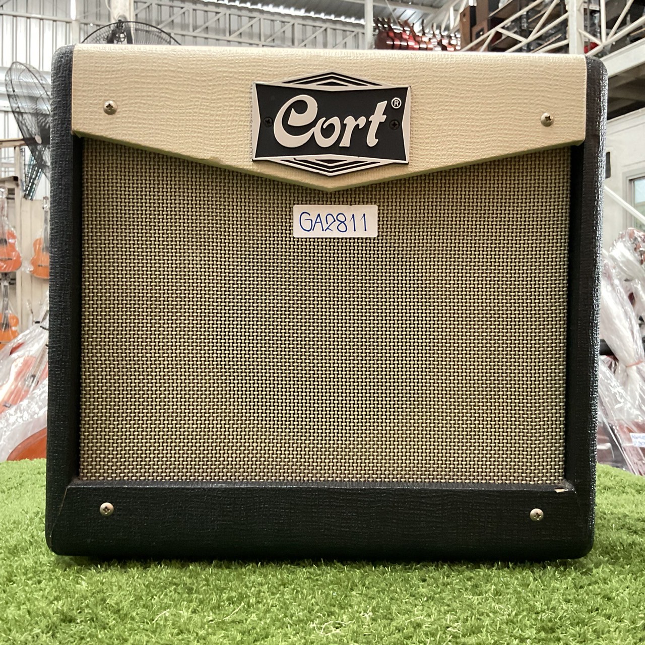แอมป์กีต้าร์ CORT : CM15G