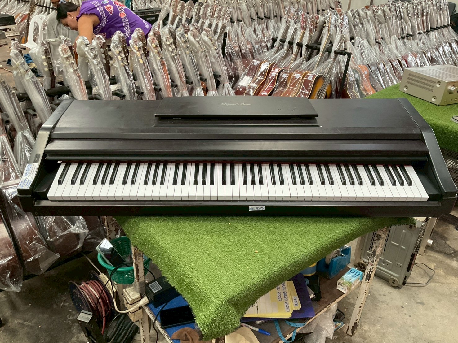 เปียโน KAWAI : PW400 สินค้าไม่พร้อมใช้งาน (ต้องซ่อม)