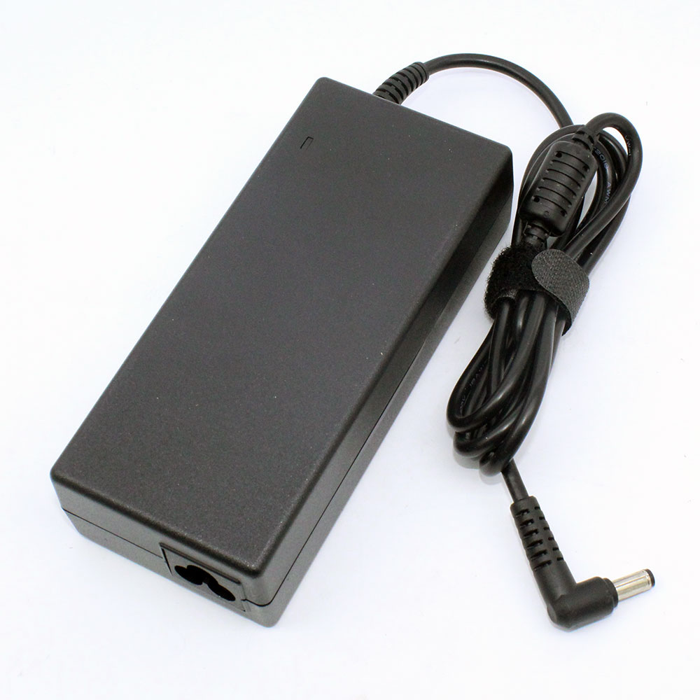 Adapter Toshiba 19V/6.32A (5.5*2.5mm)