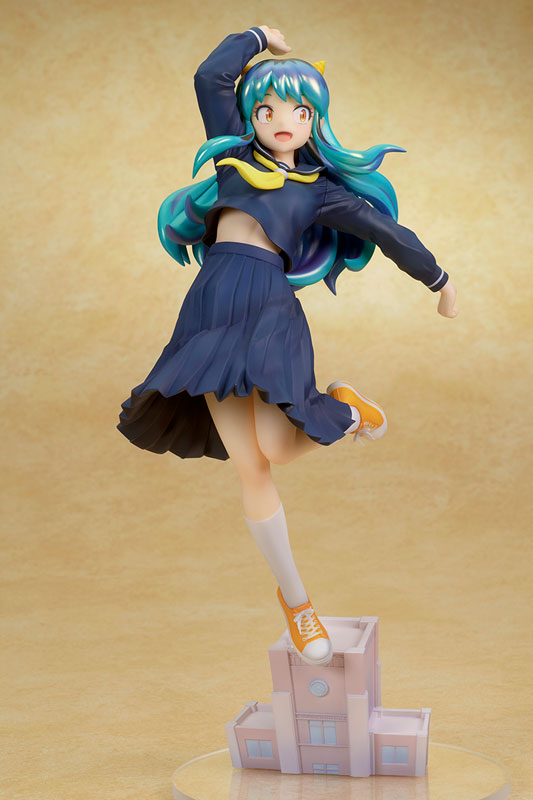 Urusei Yatsura Lum Uniform Ver. 1/7 Complete Figure(Pre-order)