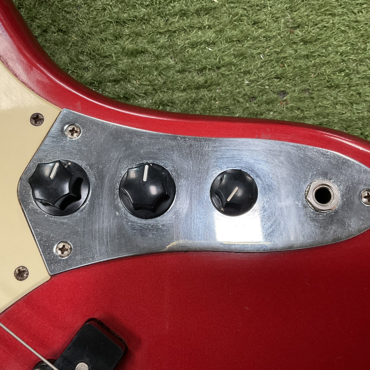 กีต้าร์เบส BUSKER'S