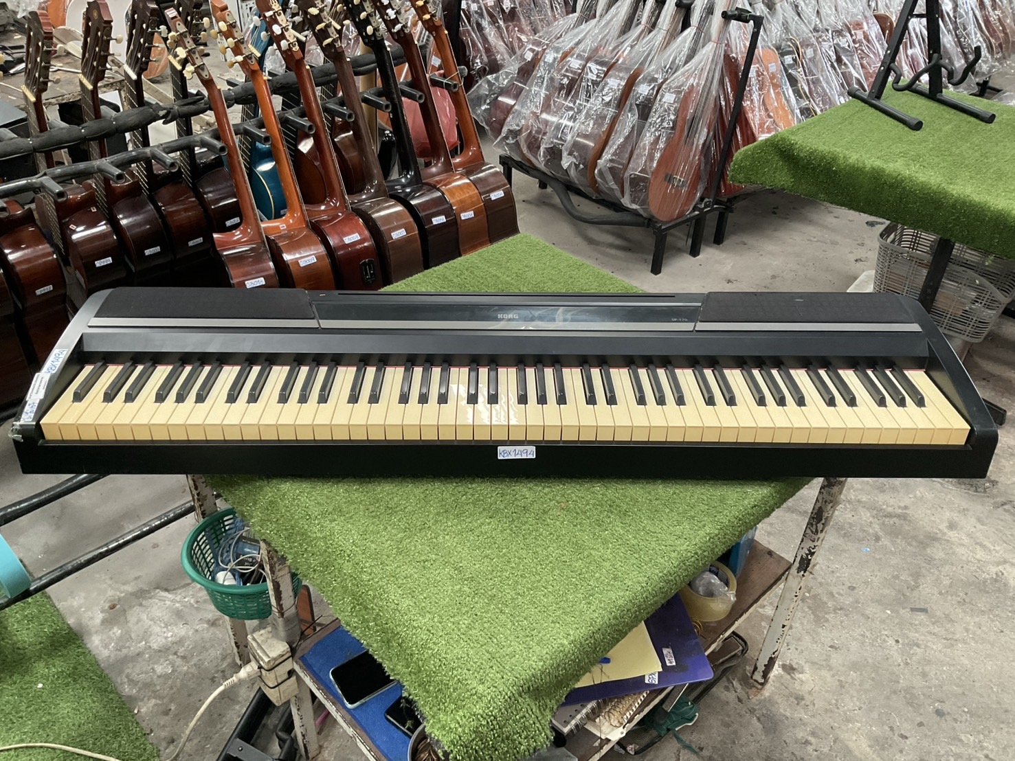 เปียโน KORG : SP-170 สินค้าไม่พร้อมใช้งาน (ต้องซ่อม)