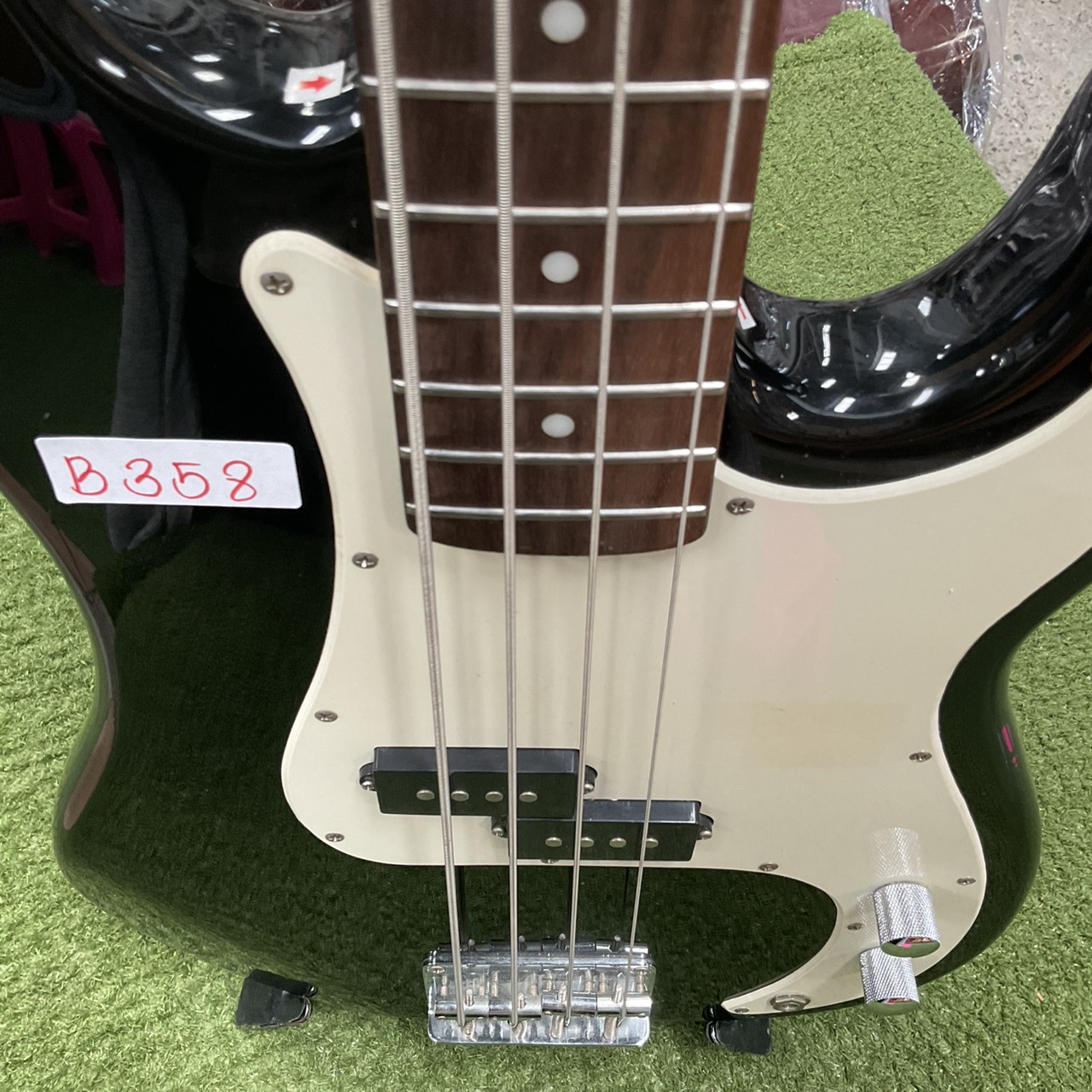 กีต้าร์เบส Solfege