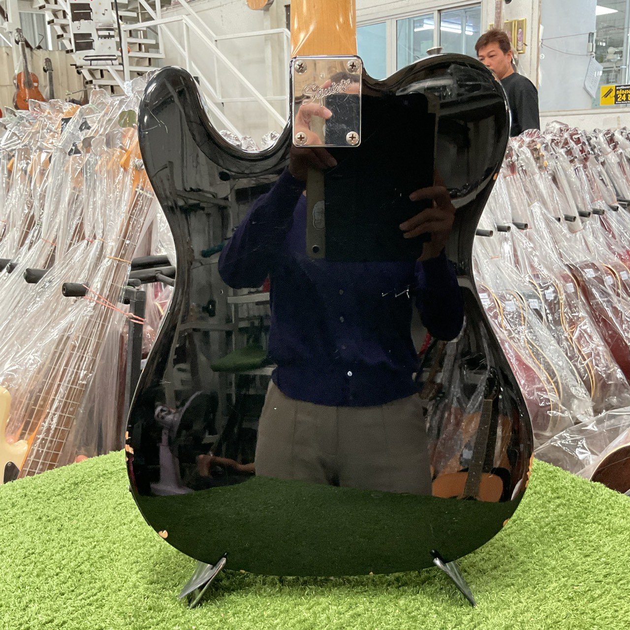 กีต้าร์ไฟฟ้า SQUIER