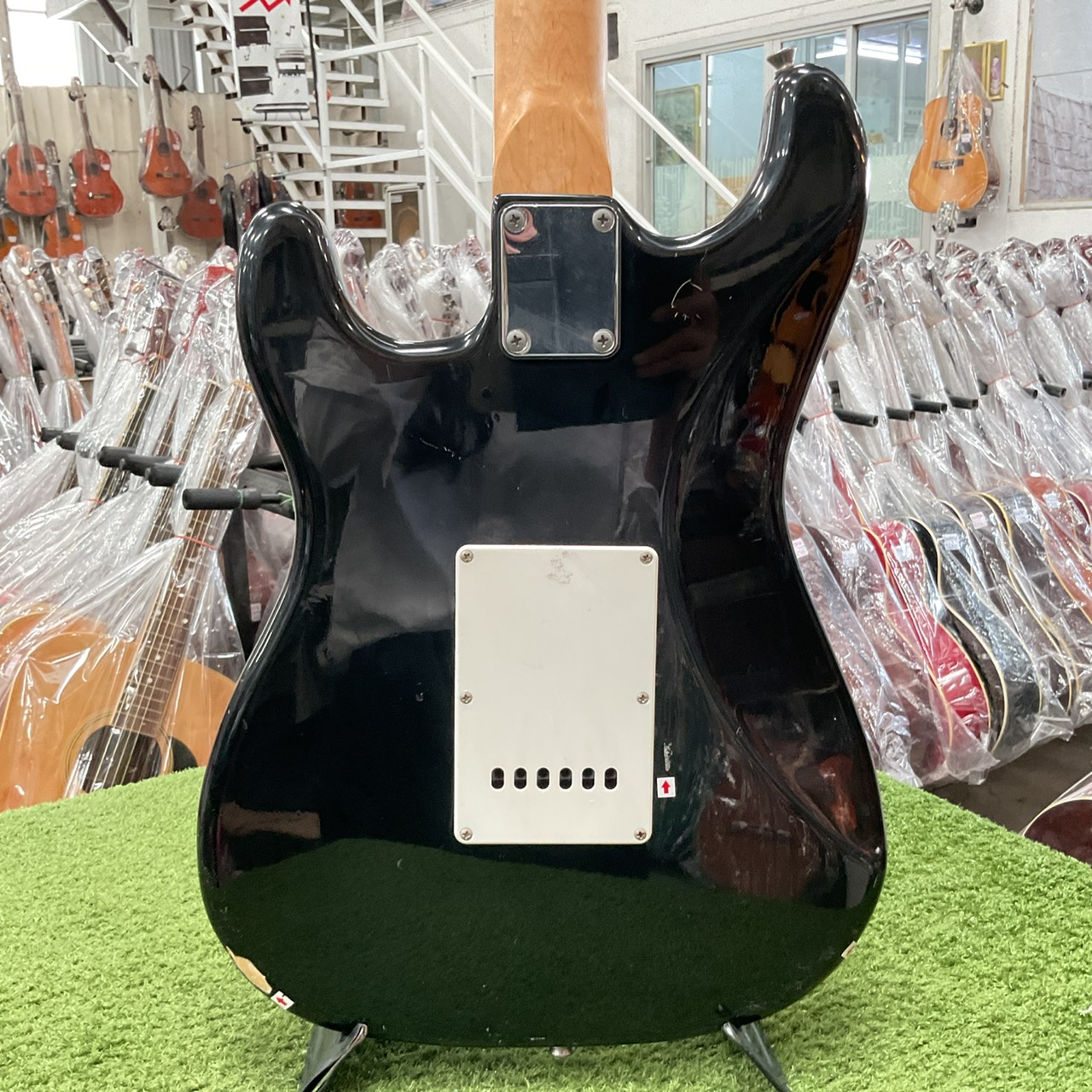 กีต้าร์ไฟฟ้า SELDER