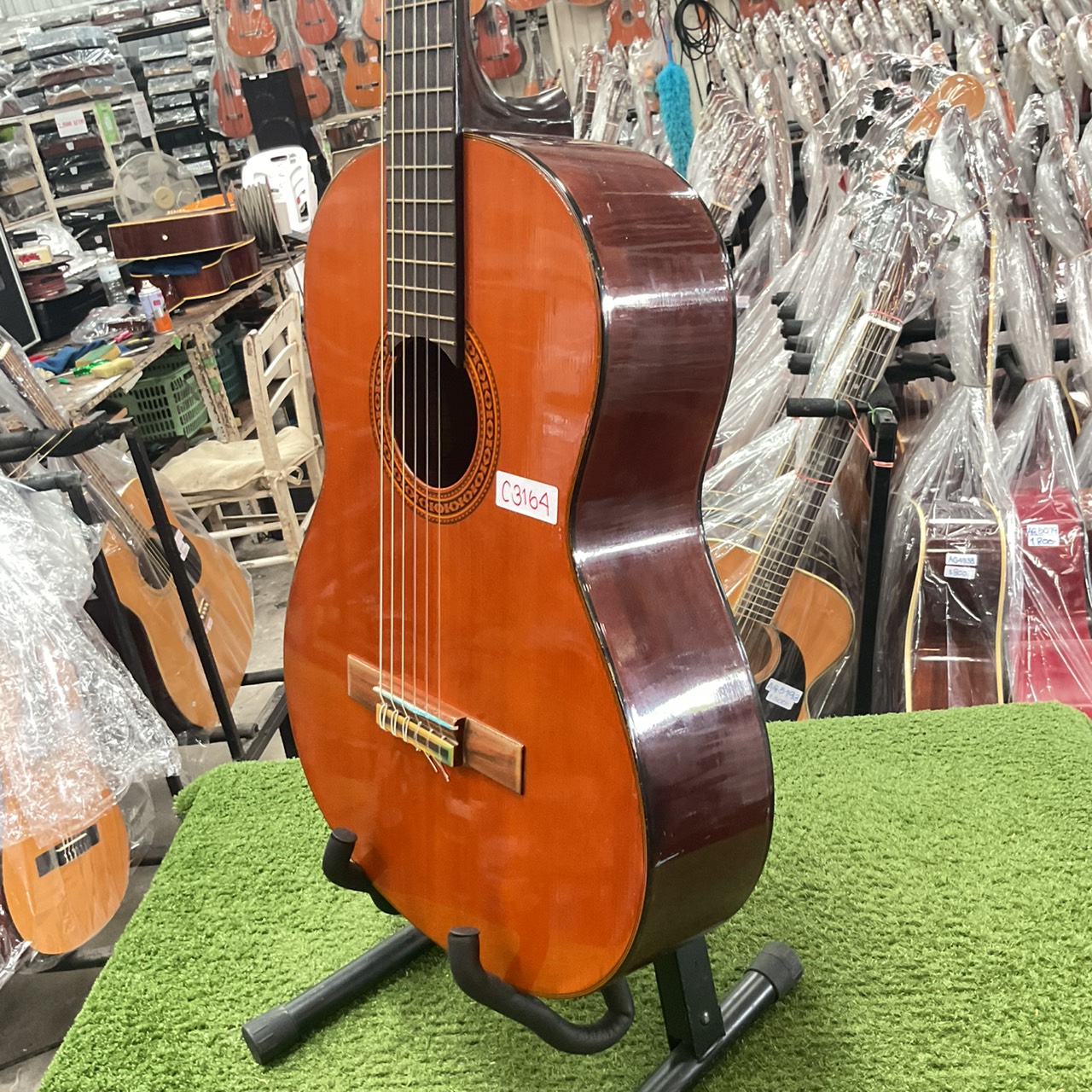 กีต้าร์คลาสสิค YAMAHA : CG-130A