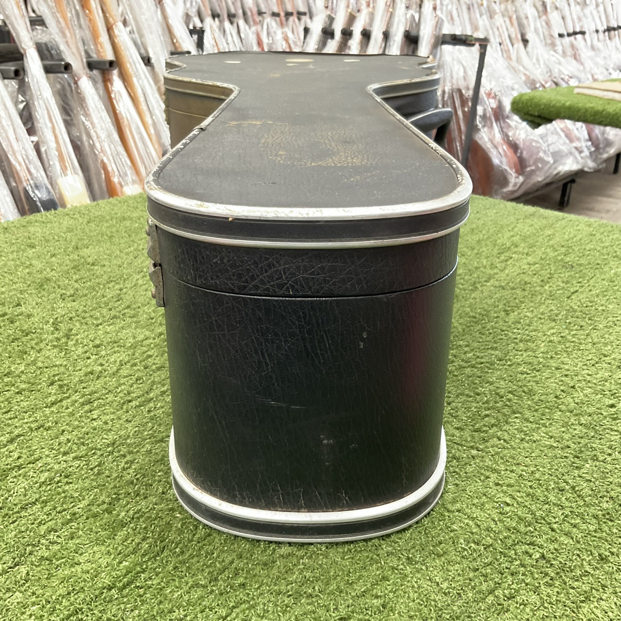 กล่องเคสกีต้าร์โปร่ง