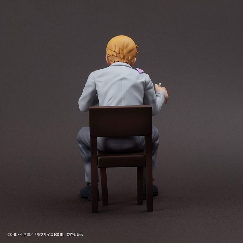 [Bonus] Mob Psycho 100 III x Bunbougu Cafe 2022 Figure Arataka Reigen(Provisional Pre-order)