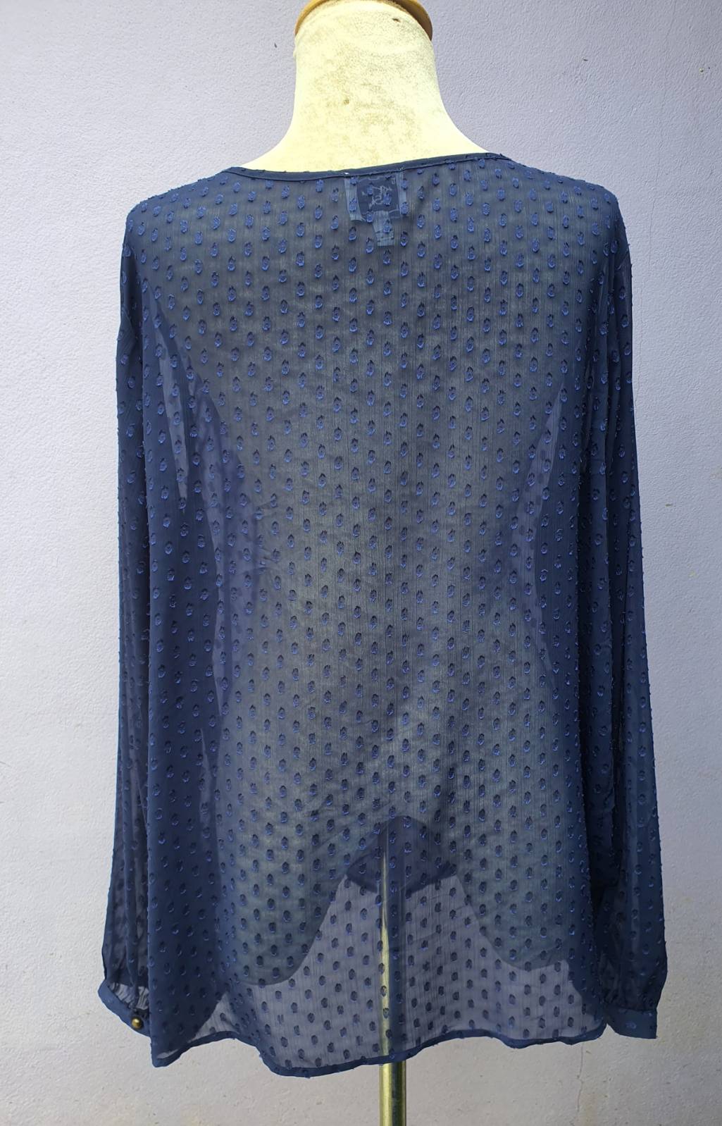 FF03651 รเสื้อแฟชั่น ชีฟอง สีน้ำเงิน มือสอง แบรนด์ KIT AND SKY อก free-48 นิ้ว