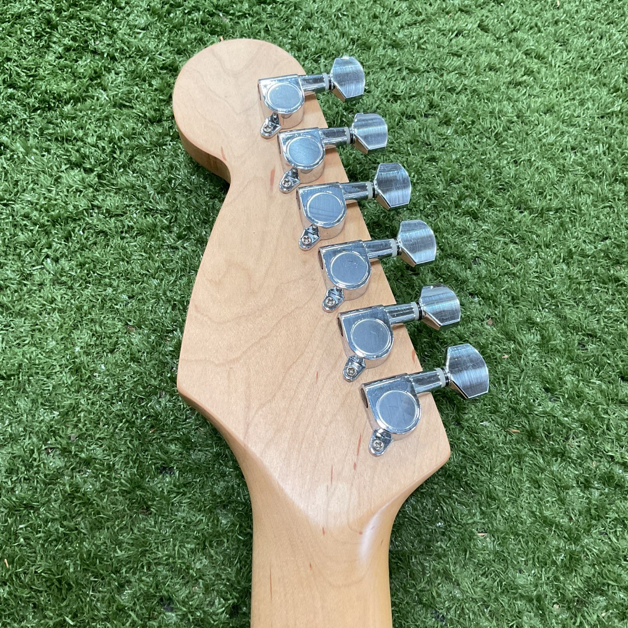 กีต้าร์ไฟฟ้า SELDER