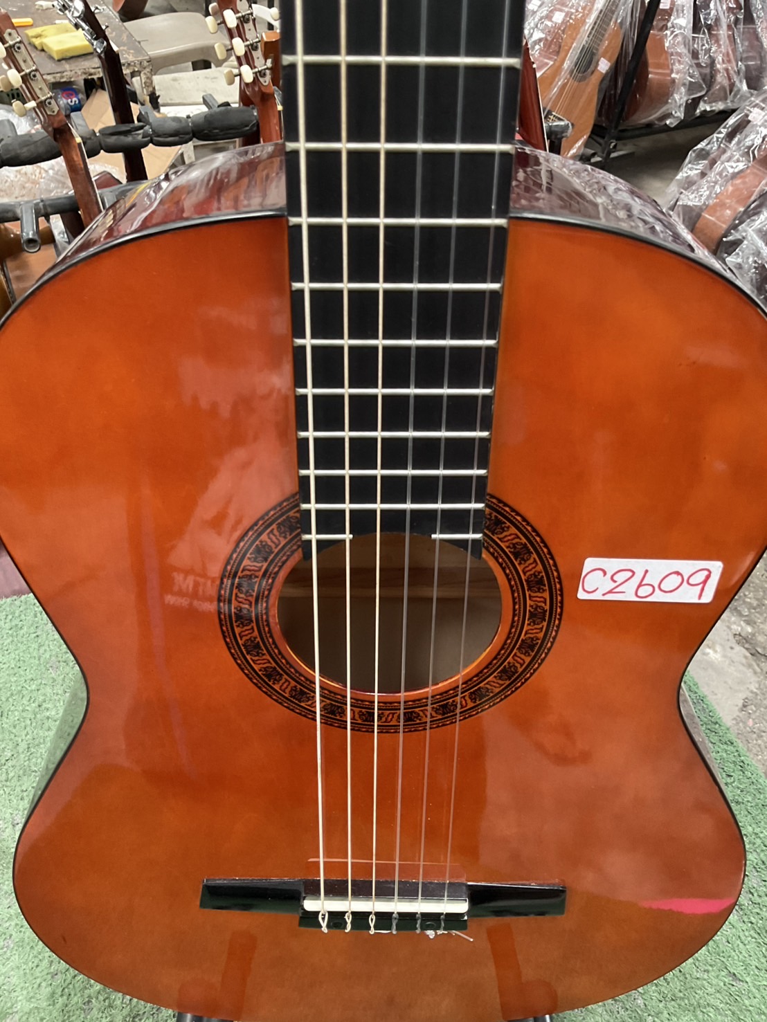 กีต้าร์คลาสสิค Valencia : CG10