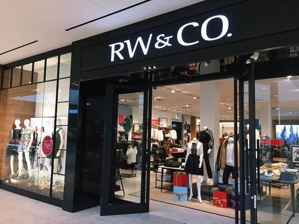 FF05184 เสื้อผ้้ามือสอง ชีฟอง แบรนด์ RE&CO อก 38 นิ้ว