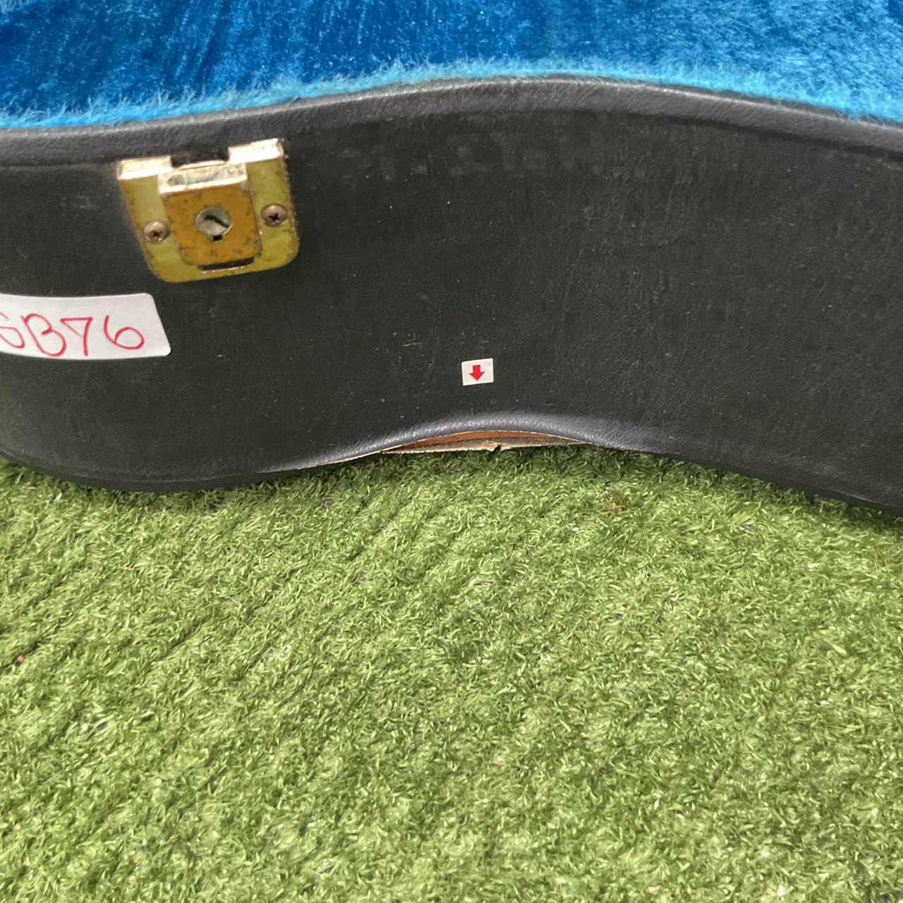 กล่องเคสกีต้าร์โปร่ง