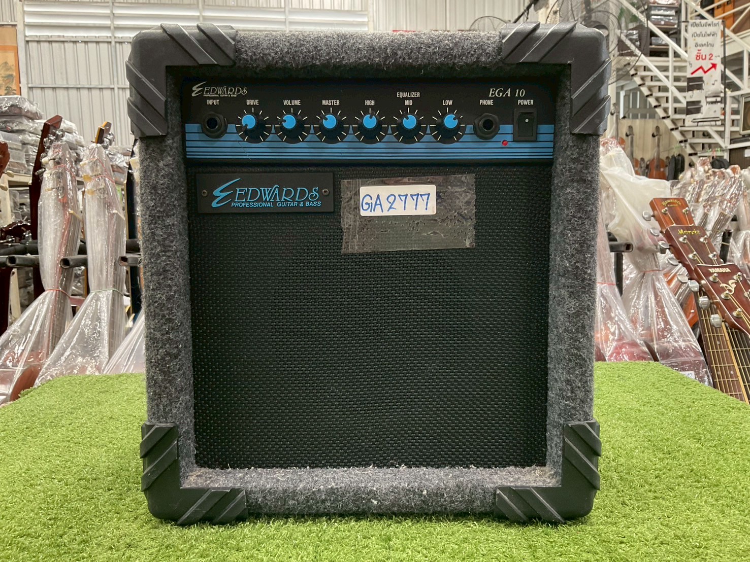 แอมป์กีต้าร์และเบส EDWARDS : EGA10