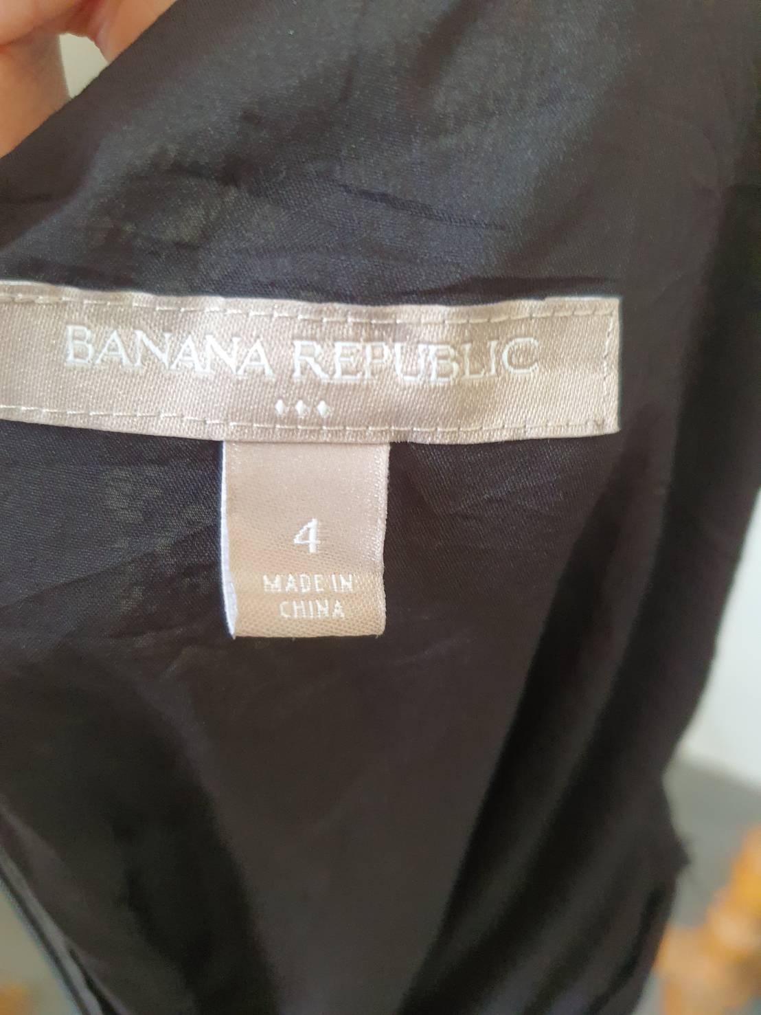 FF06155 เดรสลูกไม้ สีดำ แบรนด์ Banana Republic อก 34 นิ้ว