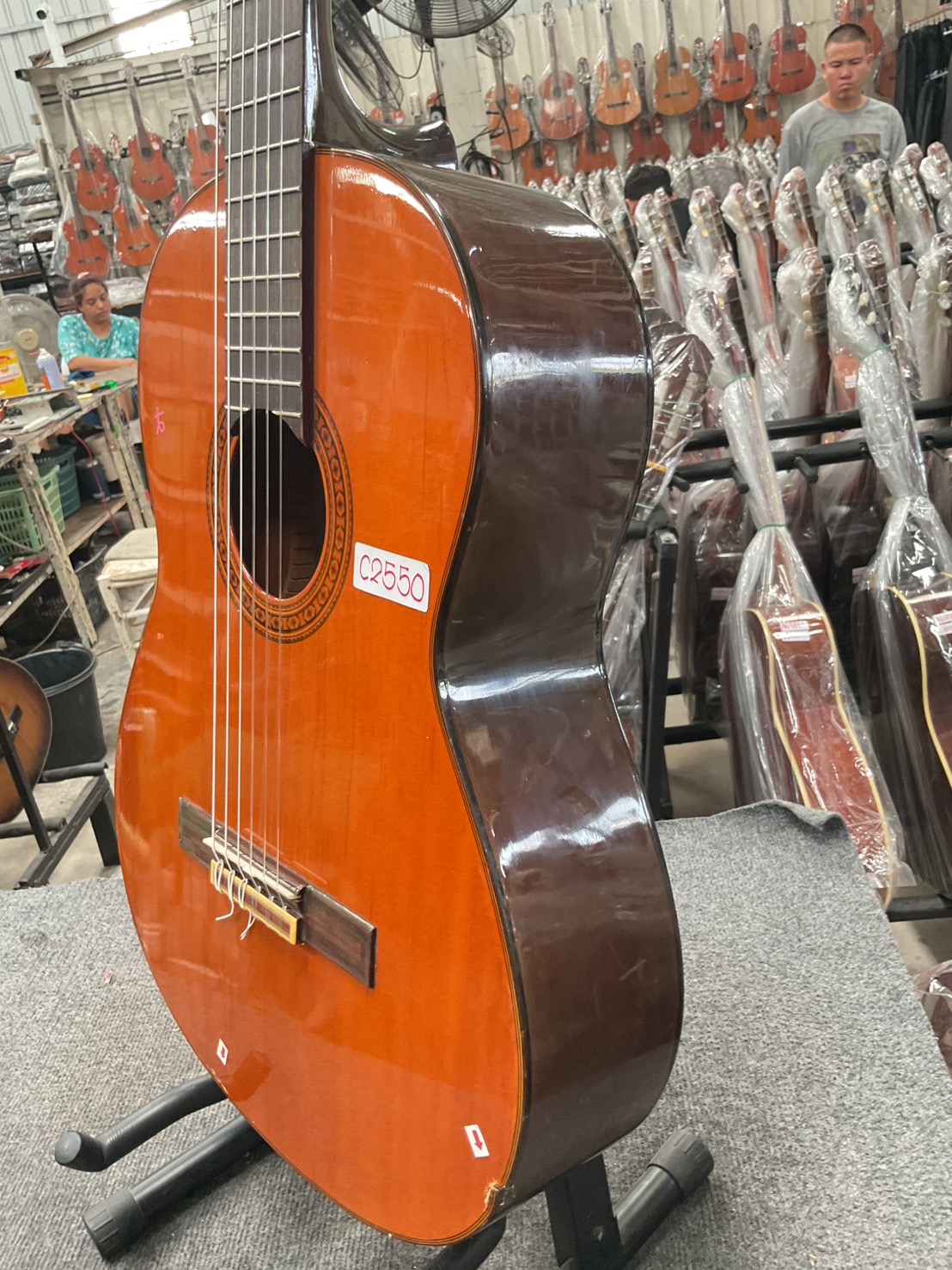 กีต้าร์คลาสสิค YAMAHA : C-325