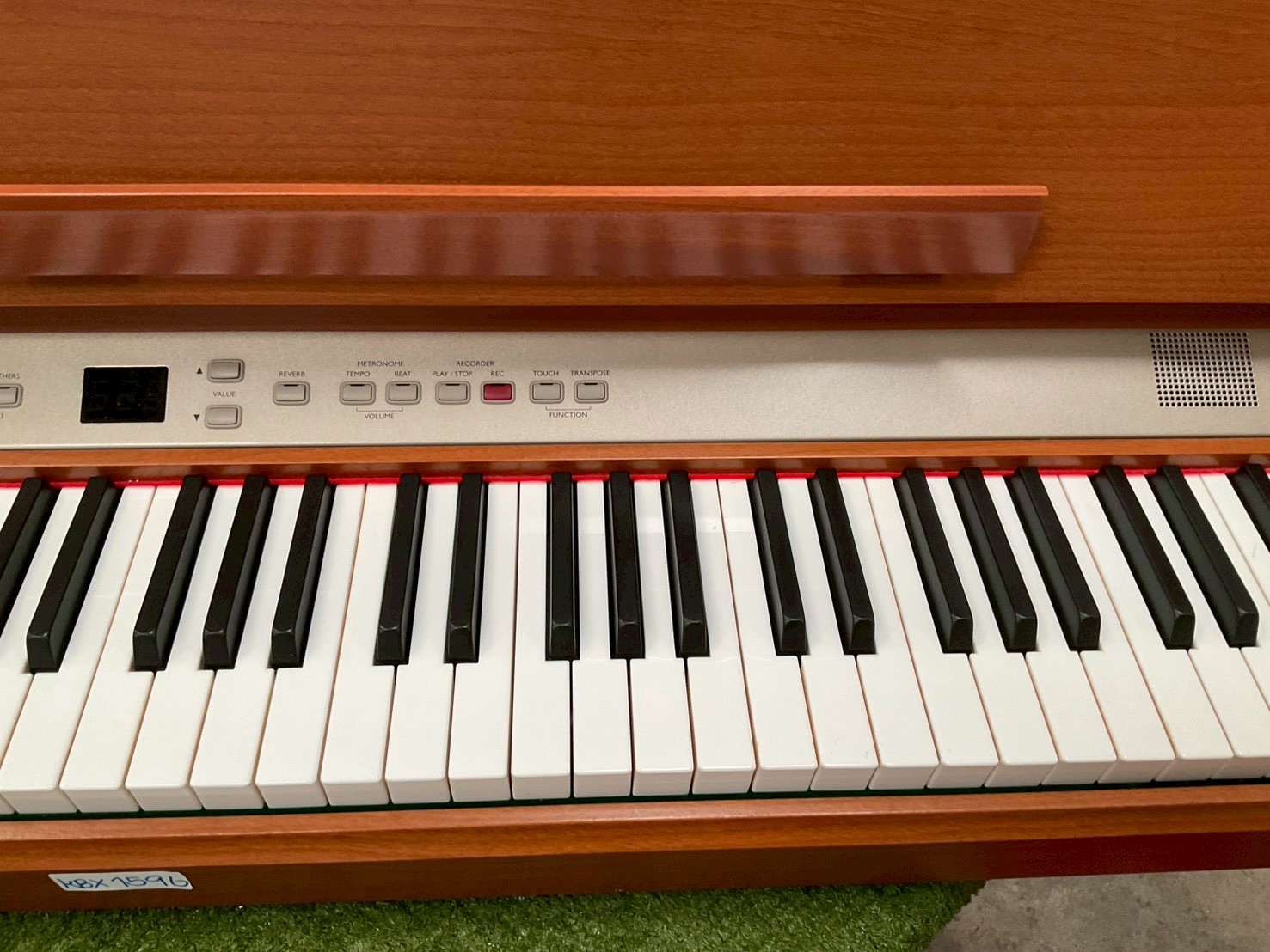 เปียโน KAWAI : L51 สินค้าไม่พร้อมใช้งาน (ต้องซ่อม)