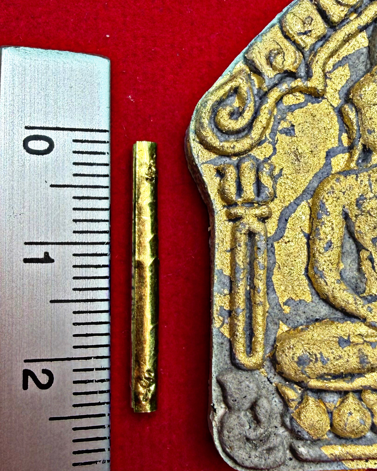 ตะกรุดธาตุ๔ (รุ่น:เสาร์๕เดือน๕,เนื้อทองคำ) Four-Element Takrut. (series:Saturday 5/5,gold material) SKU-04067