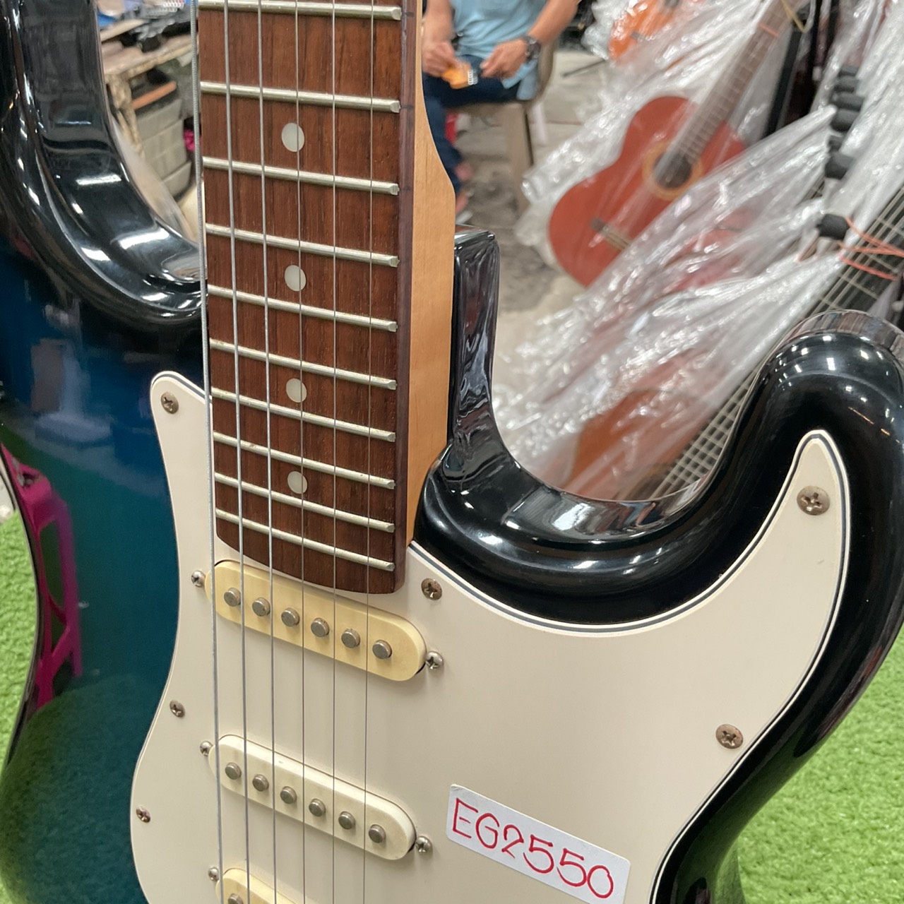 กีต้าร์ไฟฟ้า SELDER