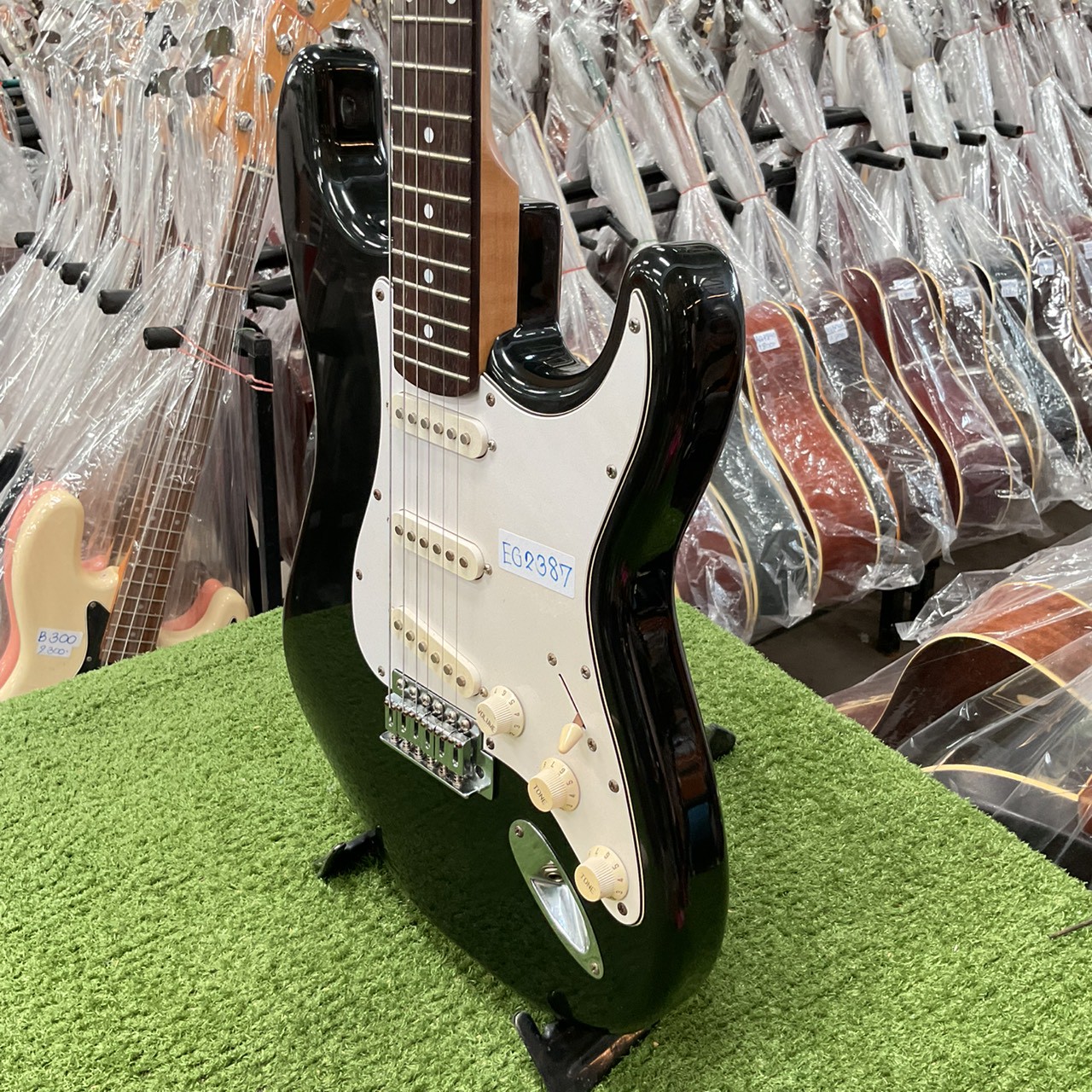 กีต้าร์ไฟฟ้า PHOTO GENIC