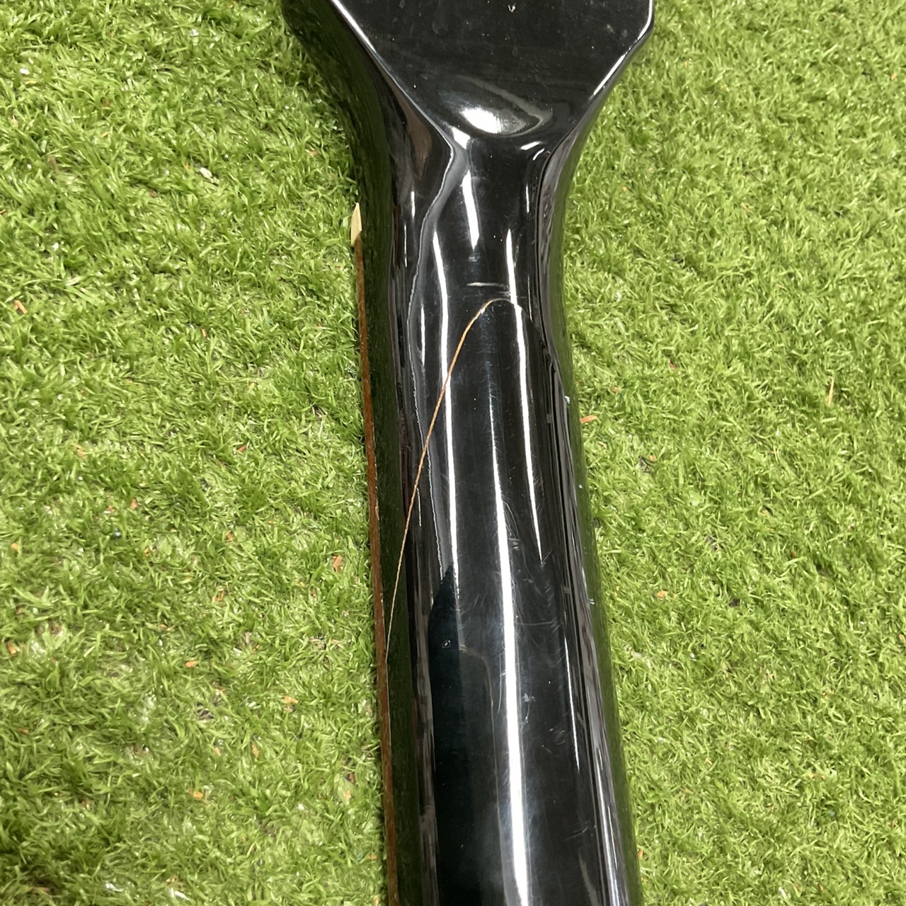 กีต้าร์ไฟฟ้า GRASS ROOTS