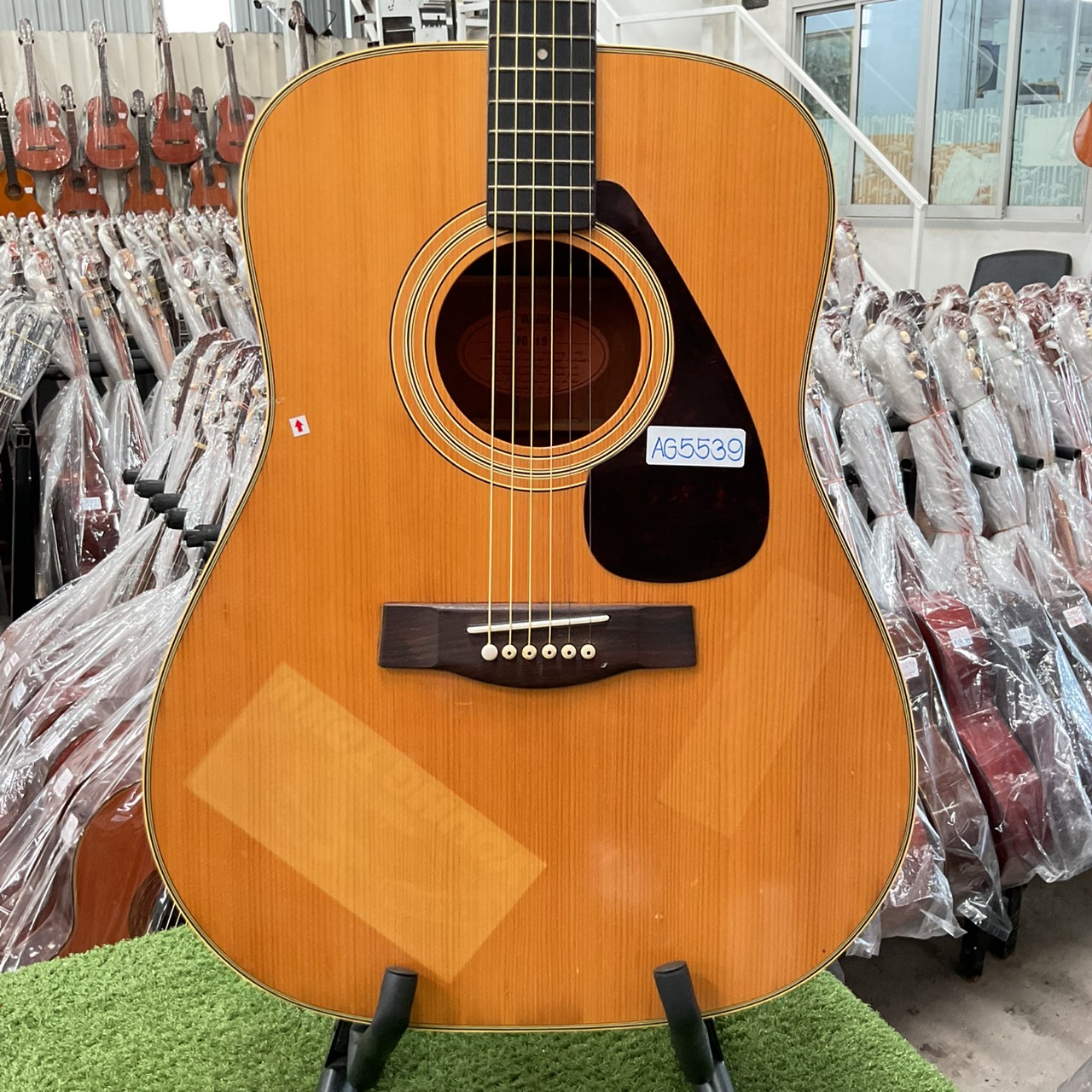 กีต้าร์โปร่ง YAMAHA : FG-151