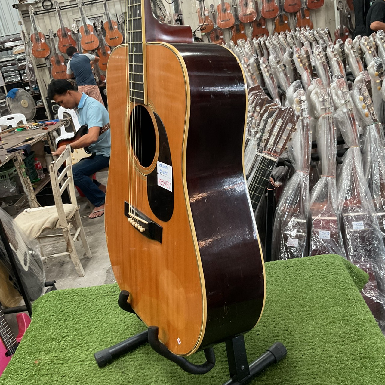 กีต้าร์โปร่ง Yamaki