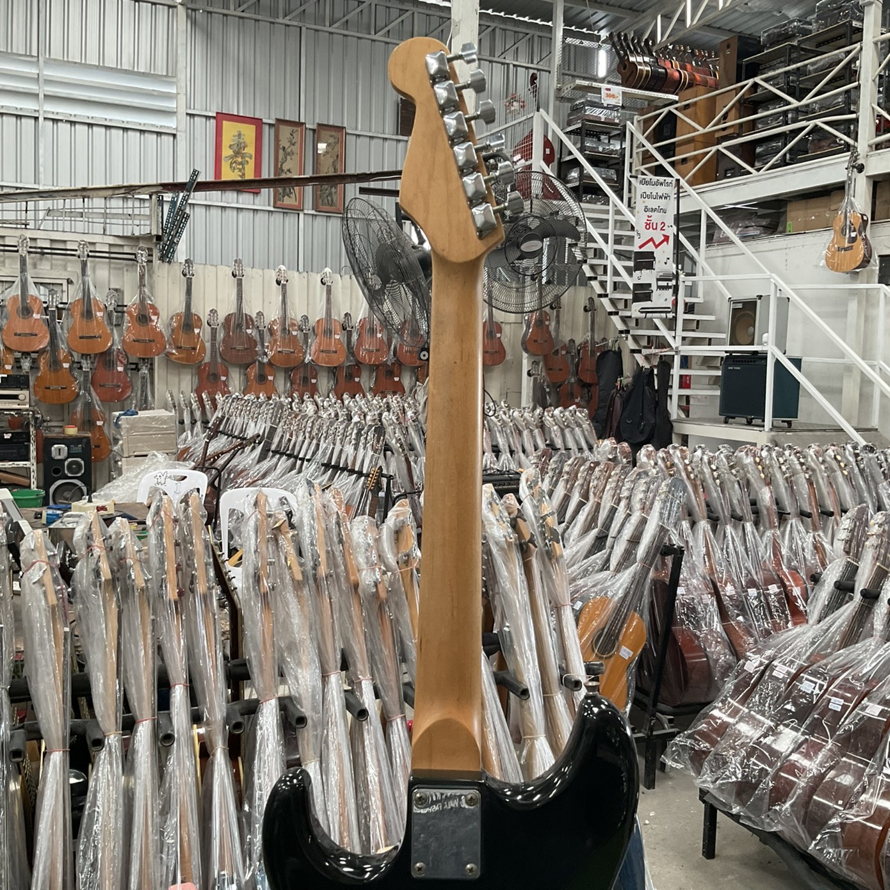 กีต้าร์ไฟฟ้า No Brand