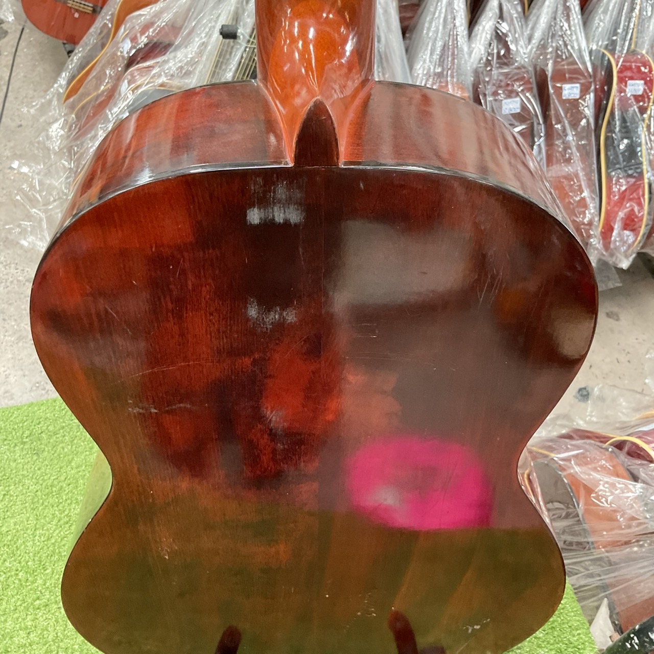 กีต้าร์คลาสสิค Abe Gut : 65F