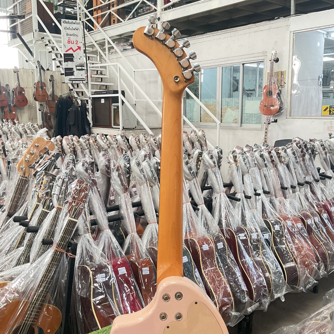 กีต้าร์ไฟฟ้า FERNANDES