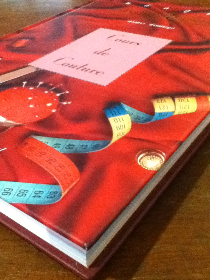 หลักสูตรการตัดเย็บเสื้อผ้า Cours de Couture