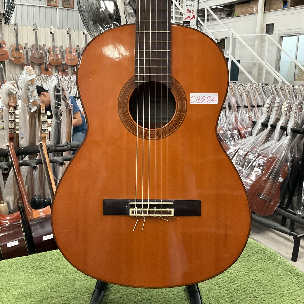 กีต้าร์คลาสสิค YAMAHA : C-320