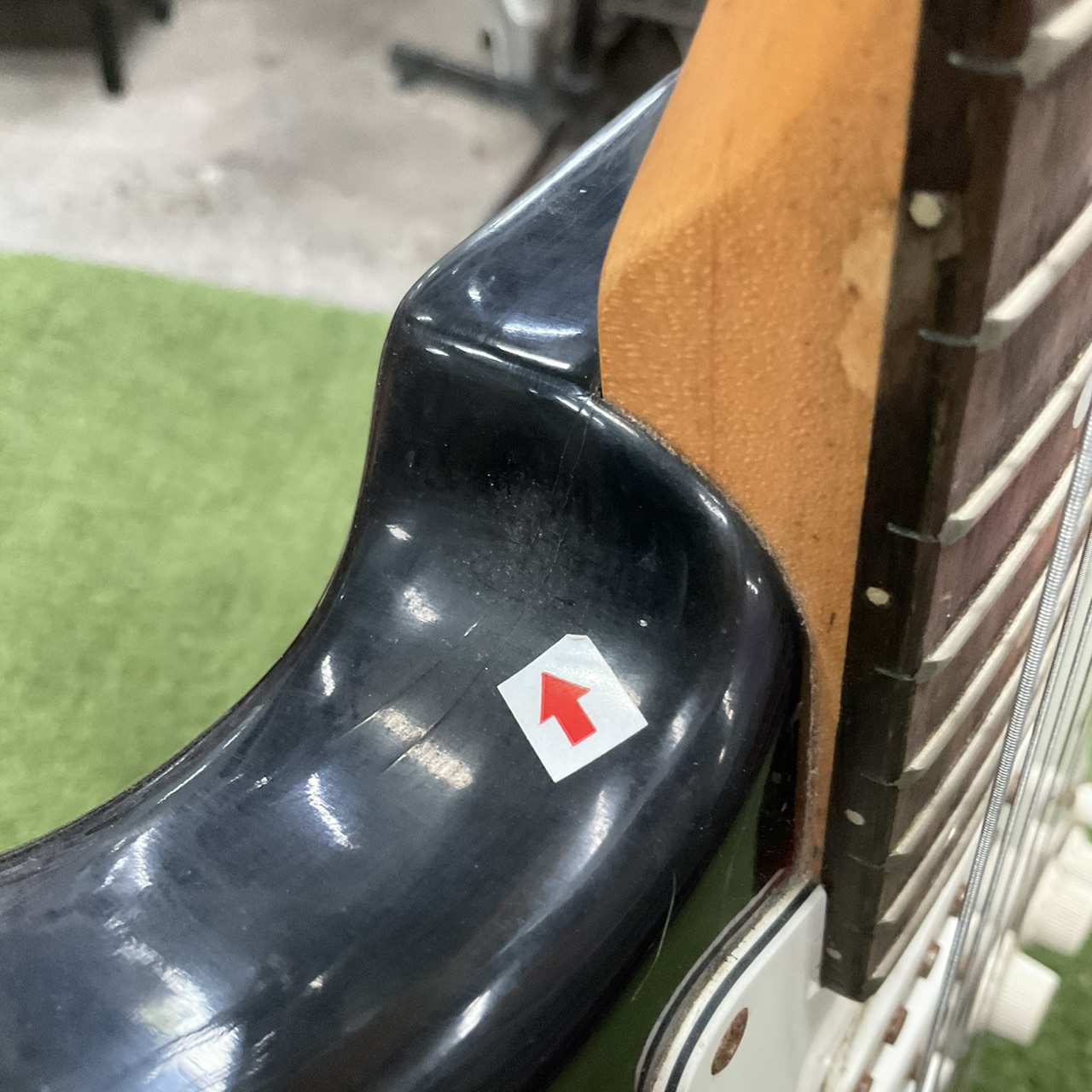 กีต้าร์ไฟฟ้า Flavor