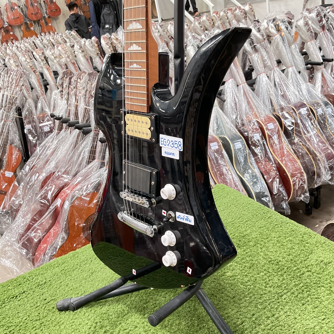 กีต้าร์ไฟฟ้า CRANKY