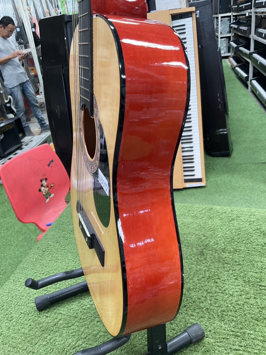 กีต้าร์โปร่ง Chelldee : 38C