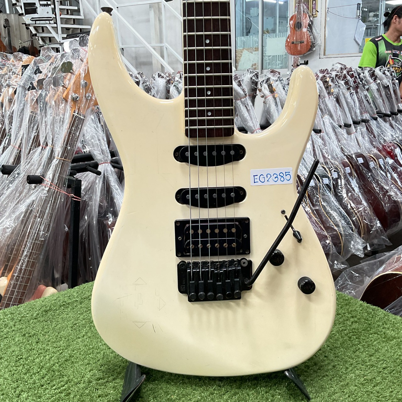 กีต้าร์ไฟฟ้า FERNANDES