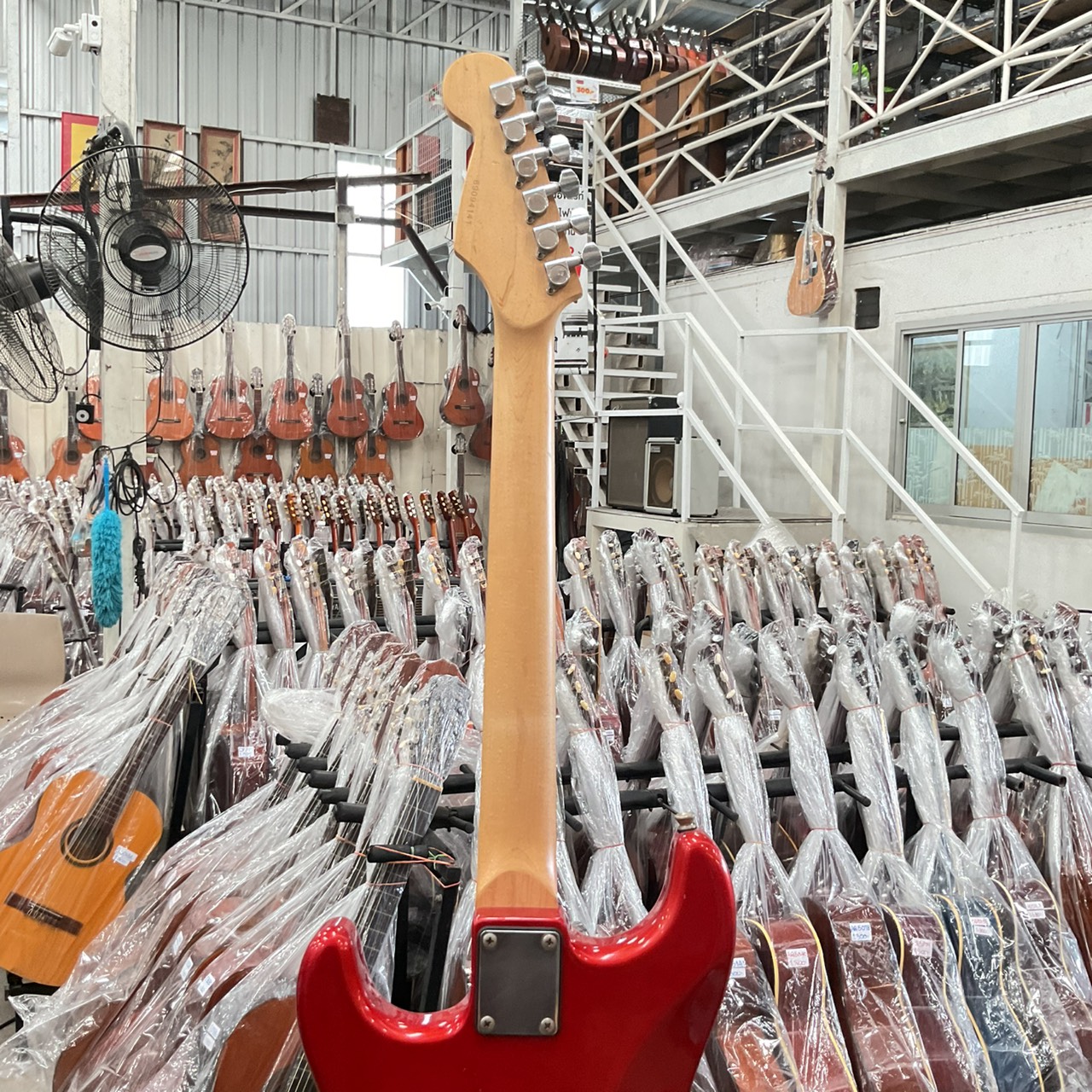 กีต้าร์ไฟฟ้า Legend